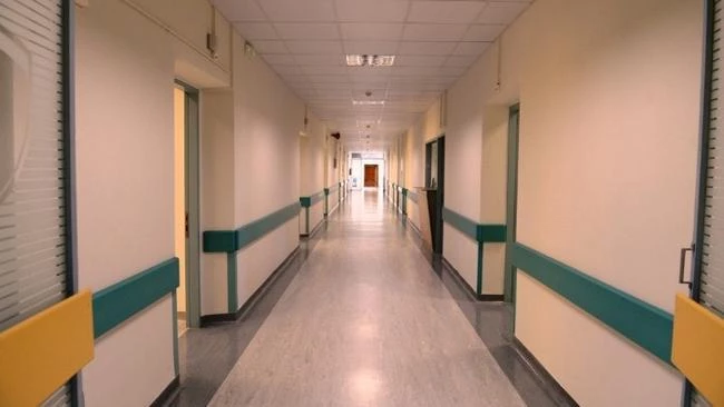 Νέα… βόμβα: Τουλάχιστον 200 υπάλληλοι στη Δημόσια Υγεία, την Πρόνοια και το ΕΚΑΒ με πλαστά πτυχία – Τι αναφέρει η ΠΟΕΔΗΝ